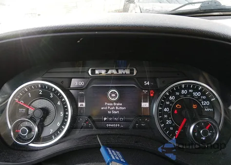 2021 Ram 1500 Big Horn 4X4 5'7 Box from USA, damaged, VIN 1C6SRFFT3MN562719